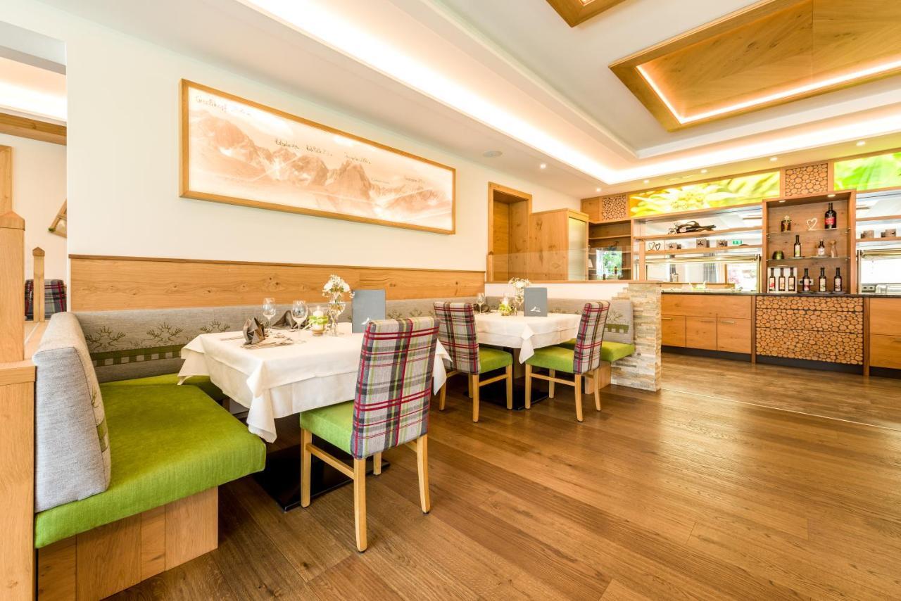 Wohlfuehlhotel Berg Heil Holzgau Eksteriør bilde