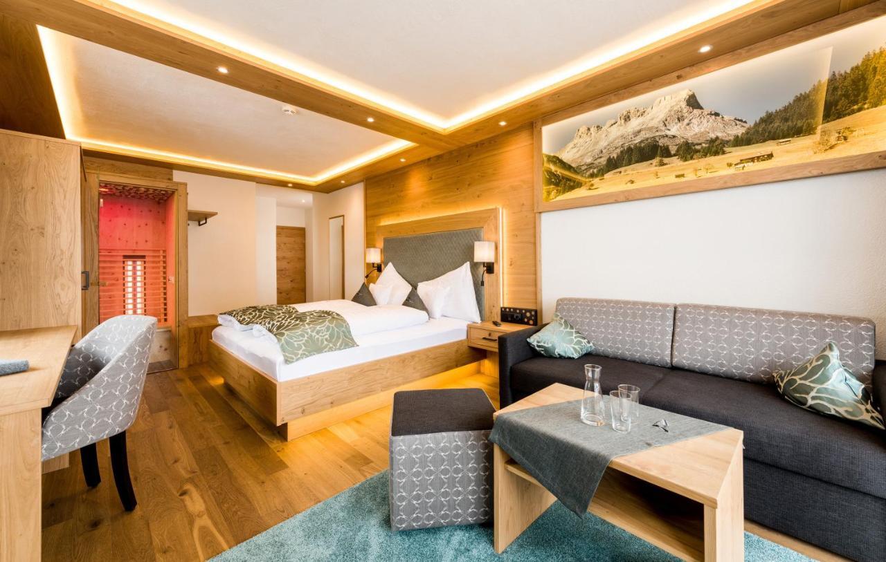 Wohlfuehlhotel Berg Heil Holzgau Eksteriør bilde