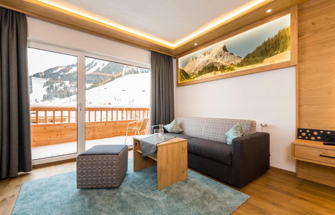 Wohlfuehlhotel Berg Heil Holzgau Eksteriør bilde